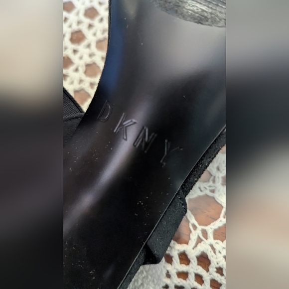 DKNY Black Heels with Gold Trim - Picture 5 of 7